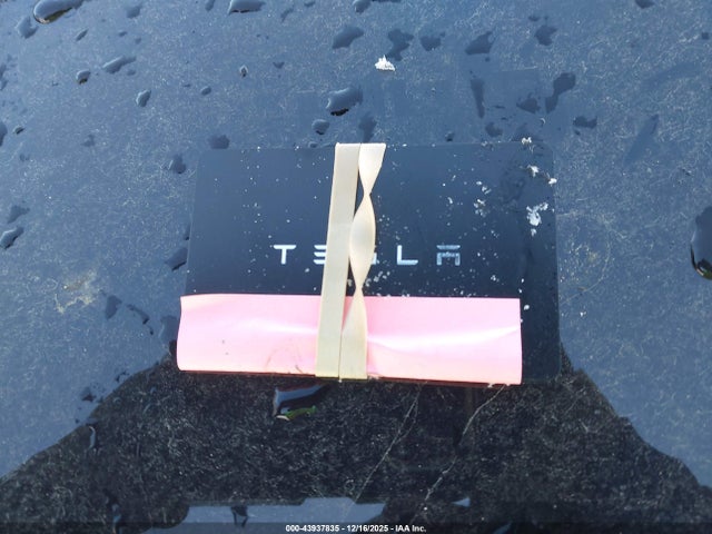 43937835 :رقم المزاد ، 7SAYGDEE3TA463931 vin ، 2026 Tesla Model Y Long Range Launch Series/premium All-wheel Drive مزاد بيع