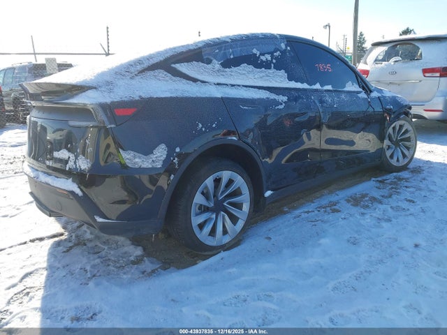 43937835 :رقم المزاد ، 7SAYGDEE3TA463931 vin ، 2026 Tesla Model Y Long Range Launch Series/premium All-wheel Drive مزاد بيع