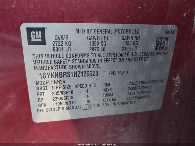 2017 CADILLAC XT5 1GYKNBRS1HZ139520 Photo 8