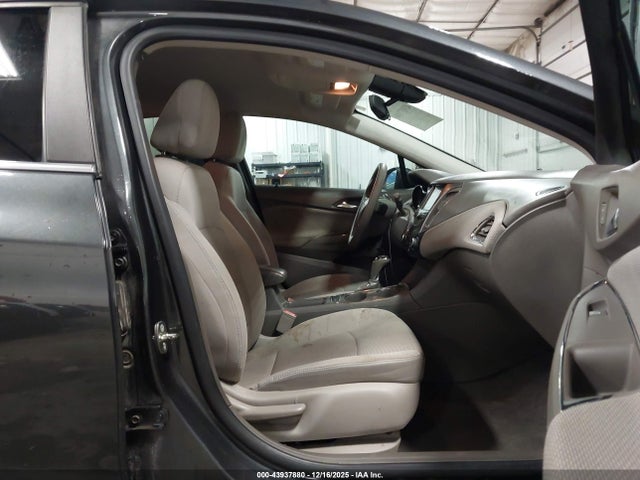 Aukcja sprzedaży 2018 Chevrolet Cruze Lt Auto, vin: 3G1BE6SM0JS524104, numer aukcji: 43937880