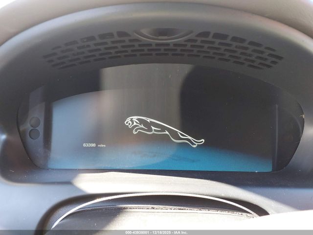 2012 JAGUAR XJ SAJWA2GE3CMV27064 Photo 6