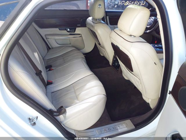 2012 JAGUAR XJ SAJWA2GE3CMV27064 Photo 7