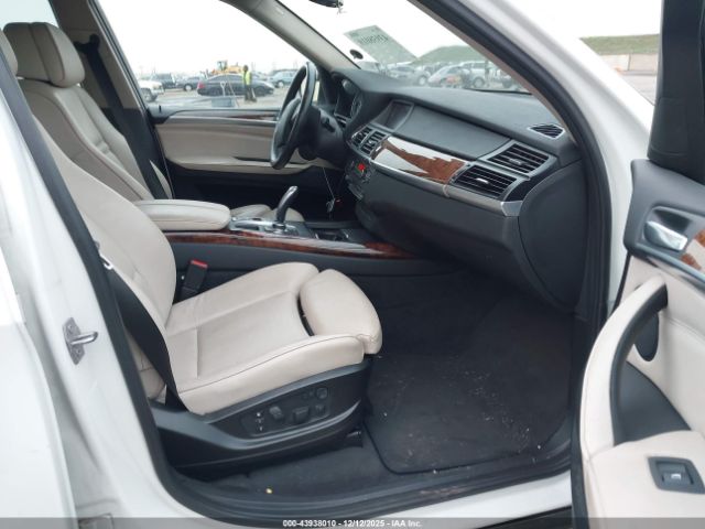 2013 BMW X5 5UXZV4C53D0B16999 Photo 4