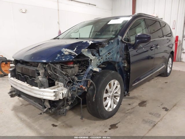 2019 CHRYSLER PACIFICA 2C4RC1BG9KR507454 Photo 1