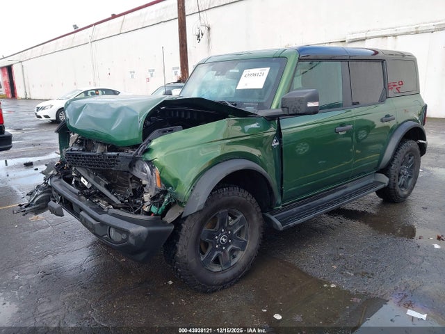 Ford Bronco Outer Banks 2025 1FMEE8BP3SLA69648 Image 2