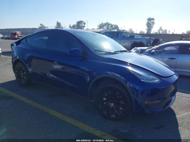 2021 TESLA MODEL Y 5YJYGDED7MF118071 Photo 0