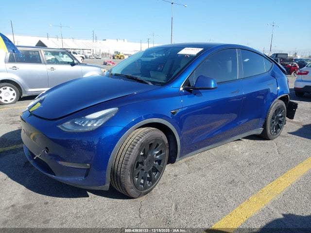 2021 TESLA MODEL Y 5YJYGDED7MF118071 Photo 1