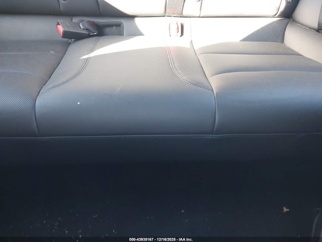 2025 TESLA MODEL 3 5YJ3E1EA1SF934355 Photo 7