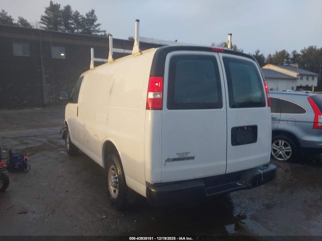 1GCWGAFP1K1354915 Chevrolet Express 2500 Work Van