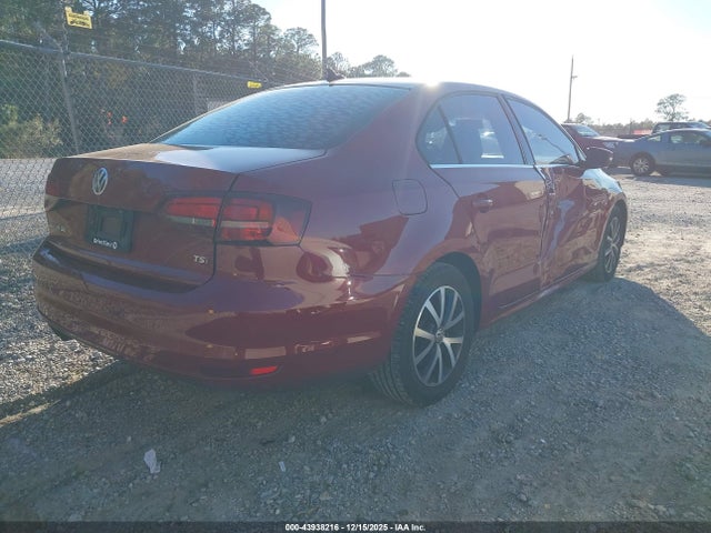 43938216 :رقم المزاد ، 3VWDB7AJ1HM354627 vin ، 2017 Volkswagen Jetta 1.4t Se مزاد بيع