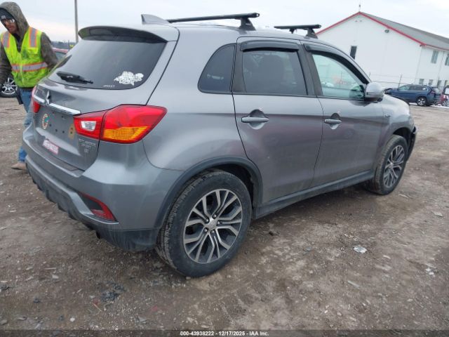 2018 MITSUBISHI OUTLANDER SPORT JA4AR3AW7JU004033 Photo 3