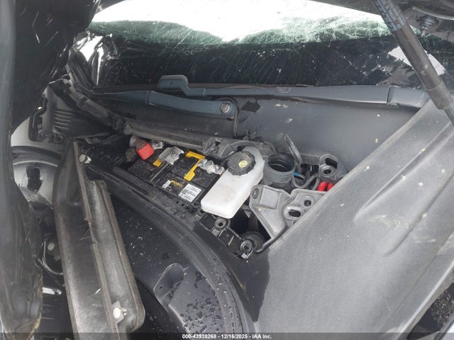 2019 TESLA MODEL 3 5YJ3E1EB9KF418544 Photo 9