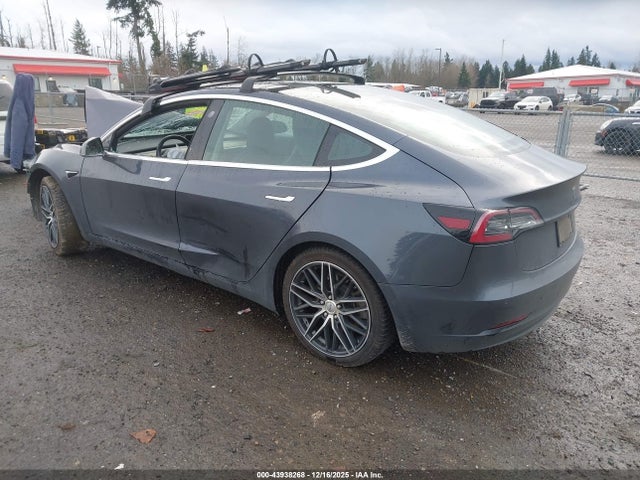 2019 TESLA MODEL 3 5YJ3E1EB9KF418544 Photo 2