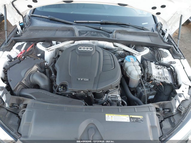 2017 AUDI A4 WAULNAF42HN032829 Photo 9