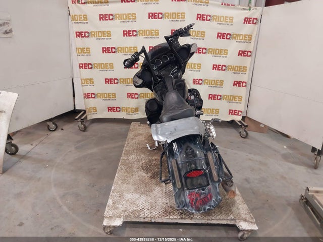 2016 HARLEY-DAVIDSON FLHXSE 1HD1PXN14GB957447 Photo 5