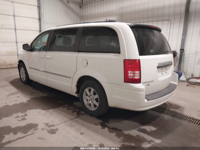 Продажа на аукционе авто 2010 Chrysler Town & Country Touring, vin: 2A4RR5D18AR381398, номер лота: 43938295
