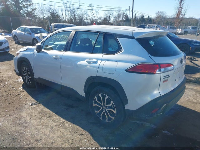 2025 TOYOTA COROLLA CROSS HYBRID 7MUFBABG2SV075518 Photo 2