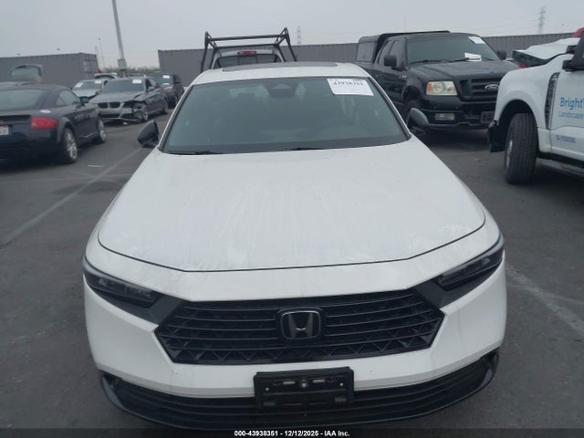 1HGCY2F72RA015842 Honda Accord Hybrid Sport-l