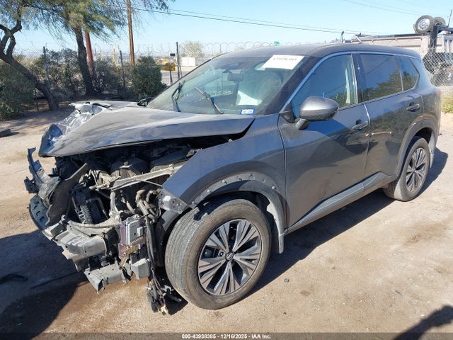 5N1AT3BA7MC781375 Nissan Rogue Sv Fwd