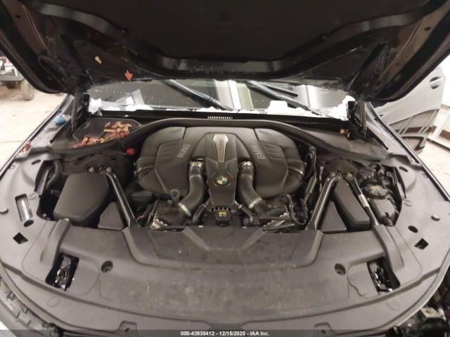 2016 BMW 750I WBA7F2C58GG419745 Photo 9