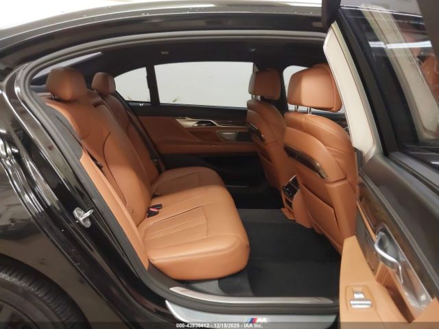 2016 BMW 750I WBA7F2C58GG419745 Photo 7