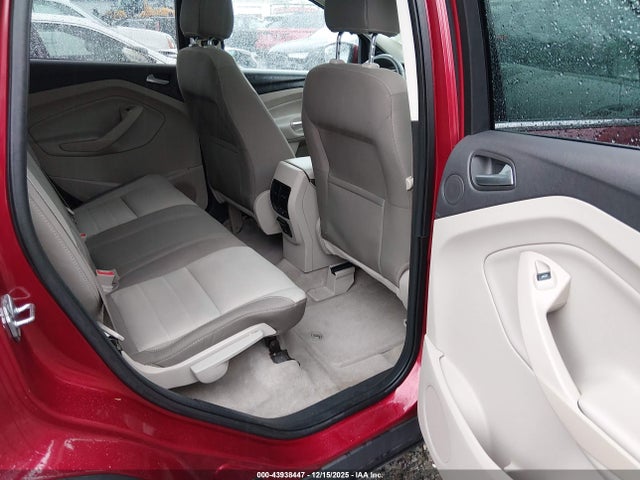 1FMCU0GX5EUC90543 Ford ESCAPE SE