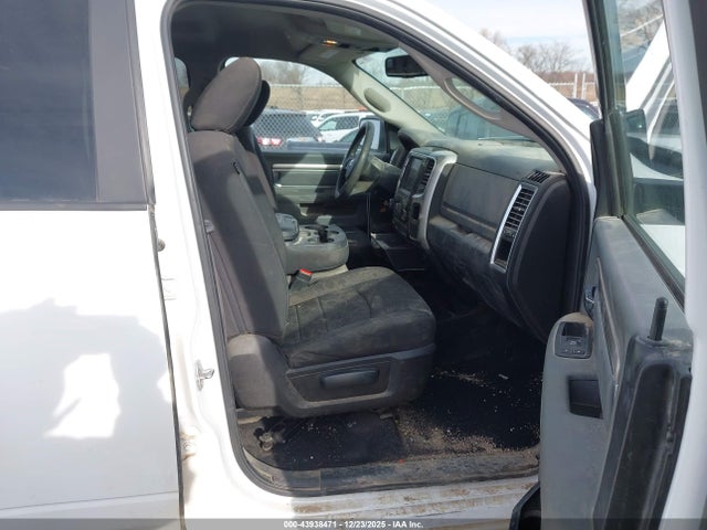 Продажа на аукционе авто 2019 Ram 1500 Classic Warlock  4x4 6'4 Box, vin: 1C6RR7GT2KS725782, номер лота: 43938471