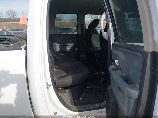 Продажа на аукционе авто 2019 Ram 1500 Classic Warlock  4x4 6'4 Box, vin: 1C6RR7GT2KS725782, номер лота: 43938471