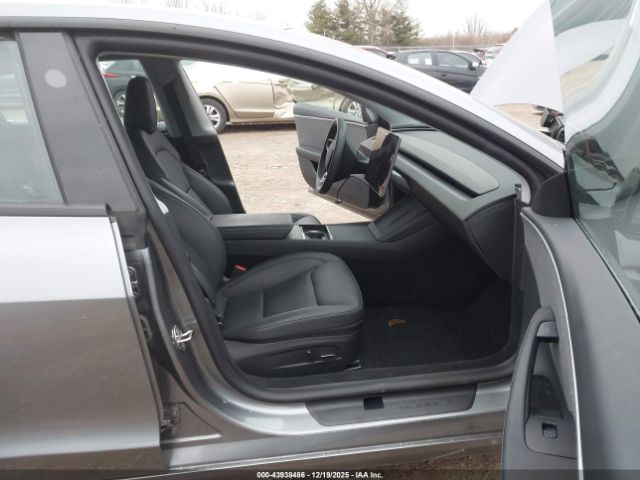 2024 TESLA MODEL 3 5YJ3E1EA5RF858780 Photo 4