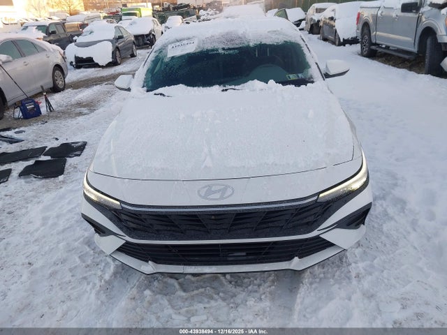 KMHLM4DG5RU805168 Hyundai ELANTRA SEL