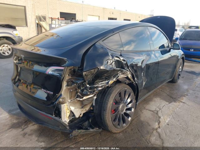 2024 TESLA MODEL Y 7SAYGDEF8RF076845 Photo 5