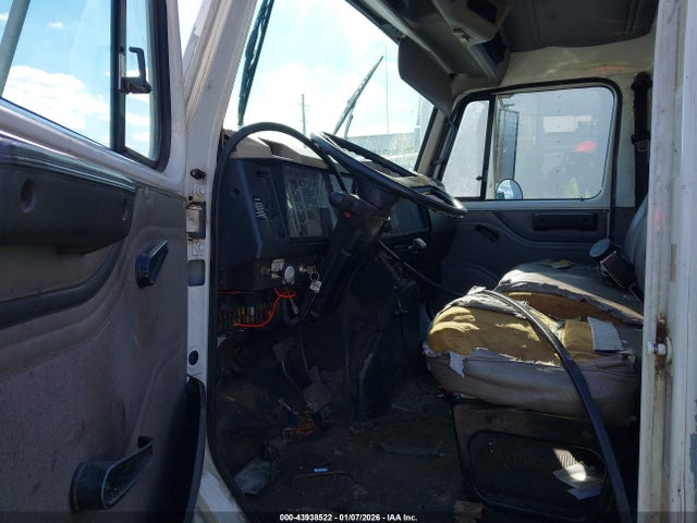 2001 International 4000 4700 მანქანა იყიდება აუქციონზე, vin: 1HTSCAAM81H379097, აუქციონის ნომერი: 43938522