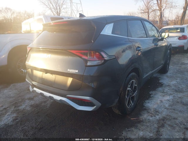 2023 KIA SPORTAGE KNDPU3AF8P7168882 Photo 3