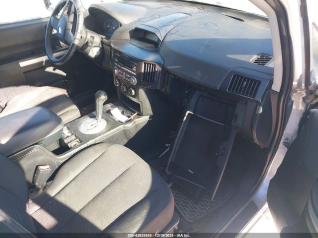 2011 MITSUBISHI ENDEAVOR 4A4JN2ASXBE034219 Photo 4