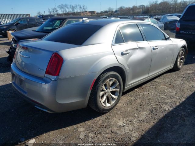 2015 CHRYSLER 300 2C3CCAAGXFH815501 Photo 3