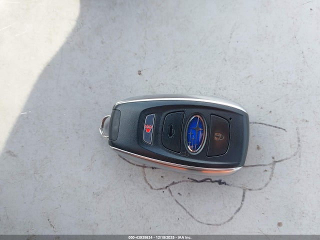 4S4GUHL60R3833435 Subaru Crosstrek Limited