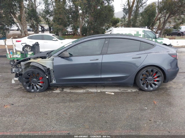 Tesla Model 3 Performance Dual Motor All-wheel Drive 2022 5YJ3E1EC8NF362061 Image 15
