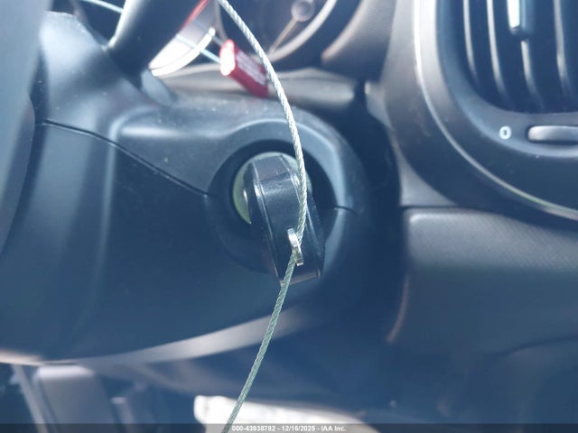 2018 FIAT 500L ZFBCFAAH8JZ041045 Photo 10