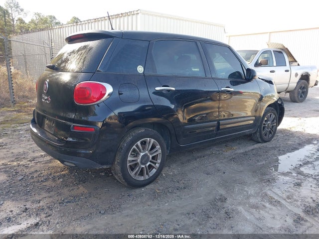 2018 FIAT 500L ZFBCFAAH8JZ041045 Photo 3