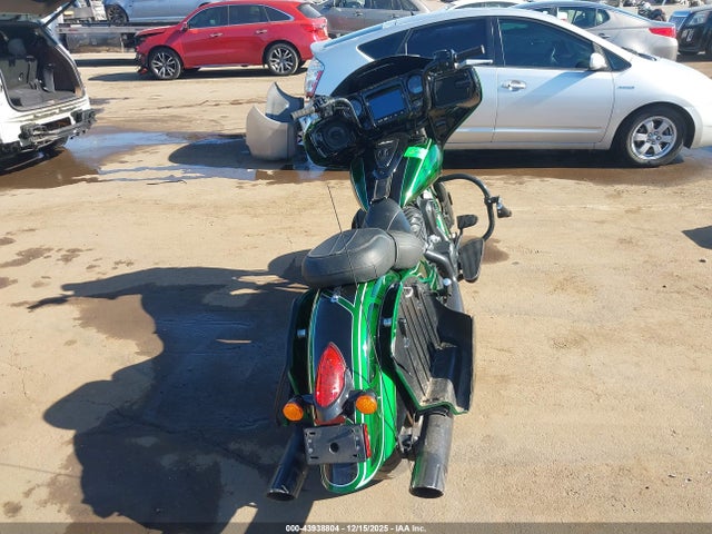 2018 INDIAN MOTORCYCLE CO. CHIEFTAIN 56KTCDAA2J3365695 Photo 5