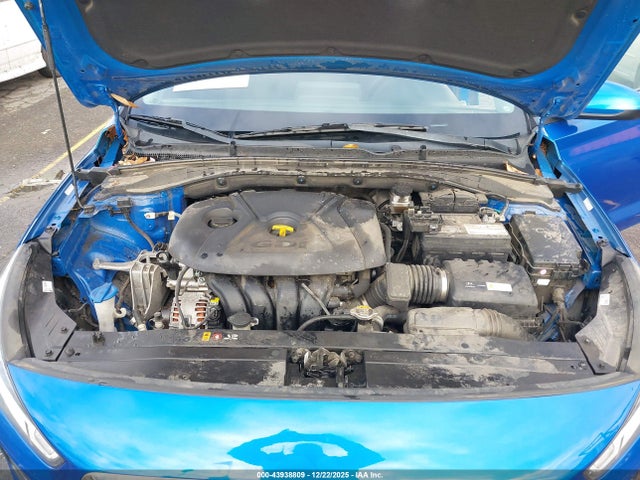 KMHH35LE3JU032929 Hyundai ELANTRA GT