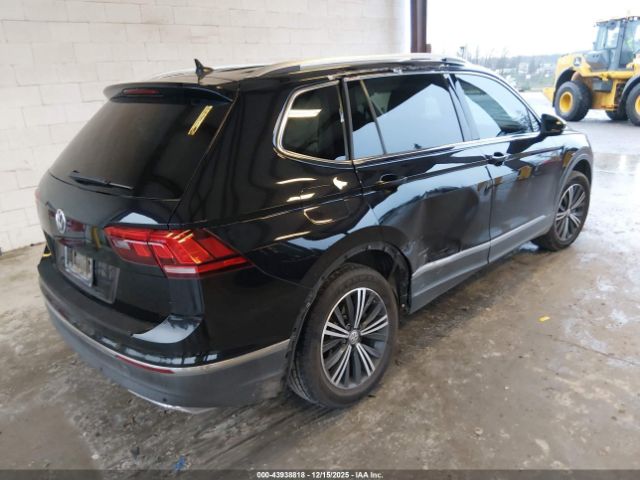 2019 VOLKSWAGEN TIGUAN 3VV3B7AX0KM135752 Photo 3