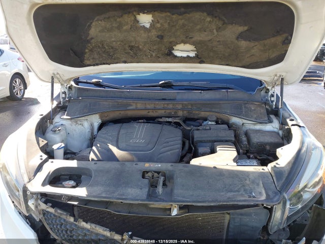 5XYPG4A55GG116147 KIA Sorento 3.3l Lx