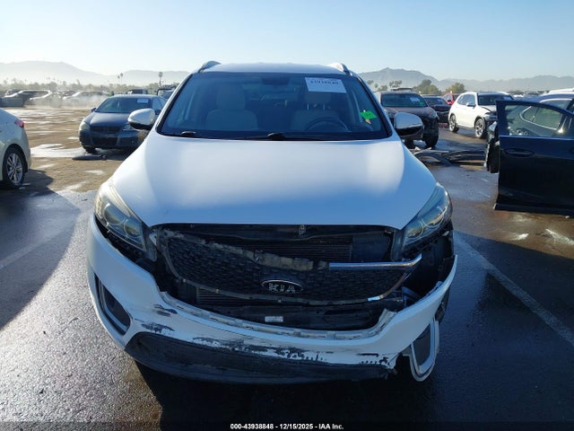 5XYPG4A55GG116147 KIA Sorento 3.3l Lx
