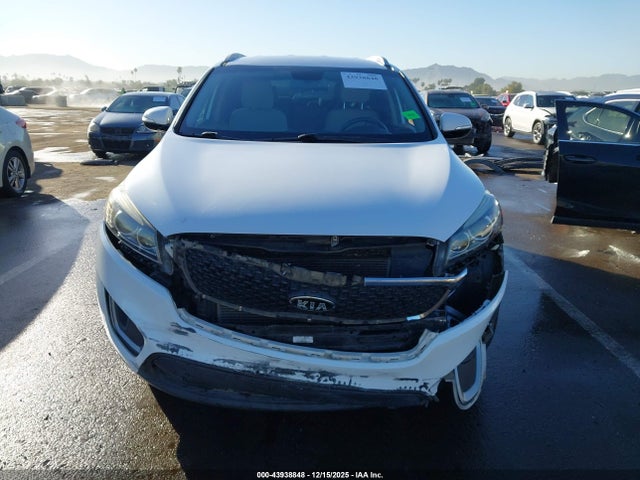 5XYPG4A55GG116147 KIA Sorento 3.3l Lx