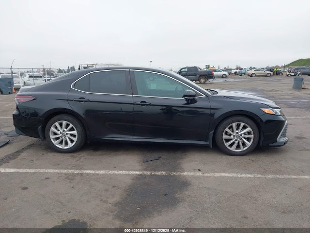 4T1R11AK1PU736678 Toyota CAMRY LE