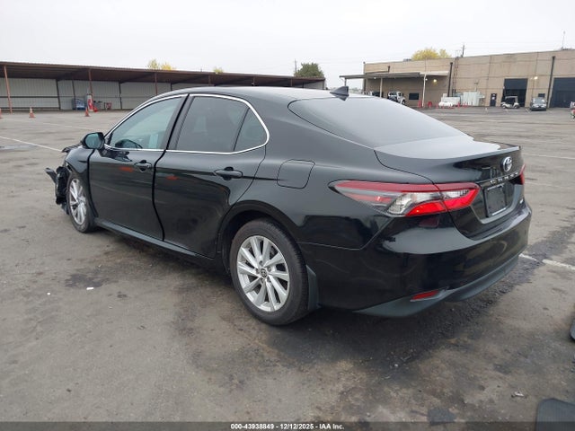 4T1R11AK1PU736678 Toyota CAMRY LE