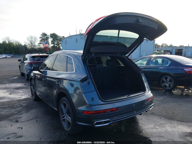 2018 AUDI SQ5 WA1A4AFYXJ2232598 Photo 2