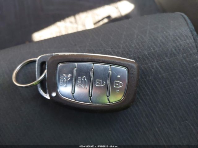 2018 HYUNDAI TUCSON KM8J33A26JU632360 Photo 10