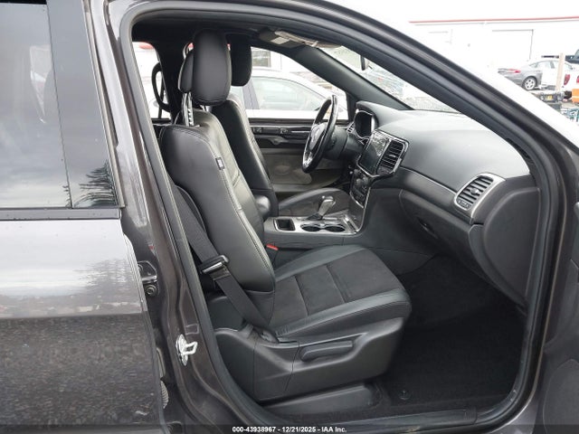1C4RJFAG9MC817264 Jeep Grand Cherokee Laredo X 4x4